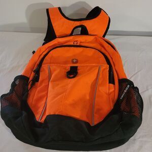Swiss Gear Airflow Orange/black Back Pack Pockets/zippers